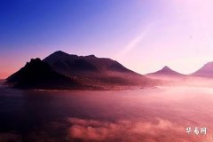 Is it good to be born in the second half of the year for those born in the Year of the Horse? Which day is auspicious for Horse women?