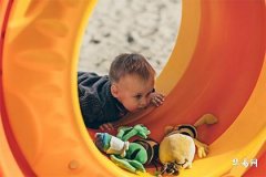 Boy and Girl Names for Pan Family with 'Bao' Generation Name