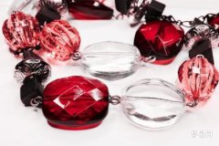 石榴石是紫色好還是酒紅色好 石榴石有哪些顏色