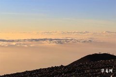 灶神爺為什麼不能燒三炷香_灶神移位需要注意什麼