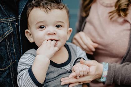 中午出生的男孩起什麼名字好，不能用什麼字