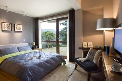 主臥室千萬不能用粉色